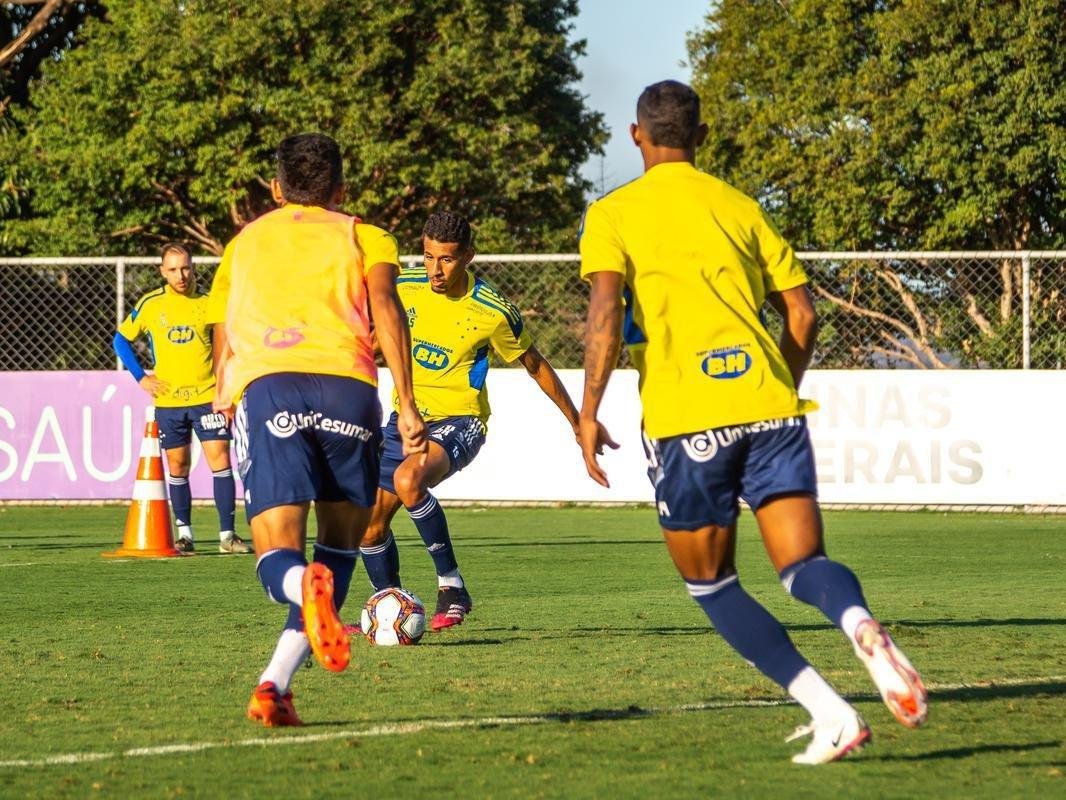 Fotos do treino do Cruzeiro desta sexta-feira, 3 de setembro, na Toca da Raposa II