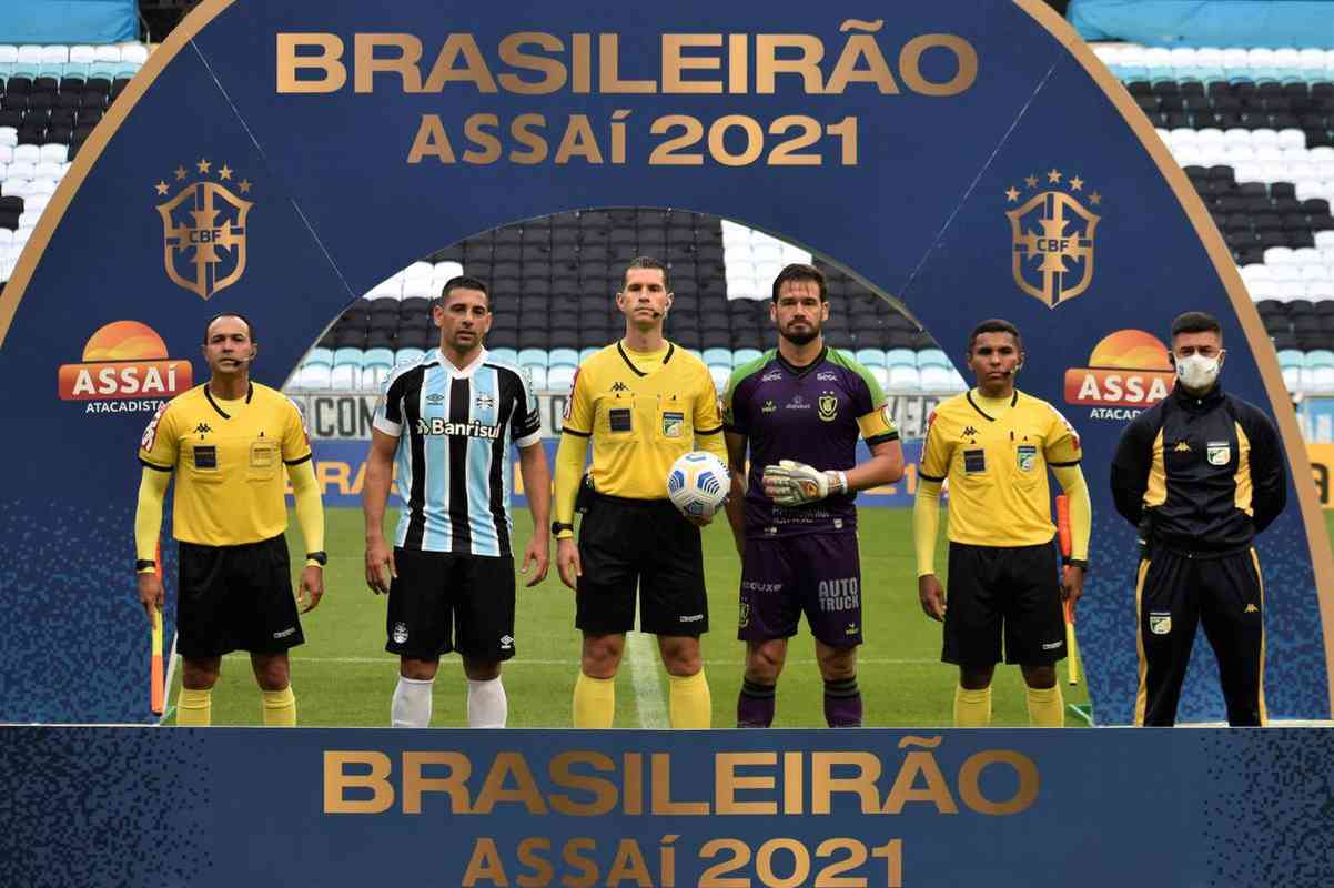 Grmio e Amrica se enfrentaram em Porto Alegre, pela 13 rodada do Campeonato Brasileiro