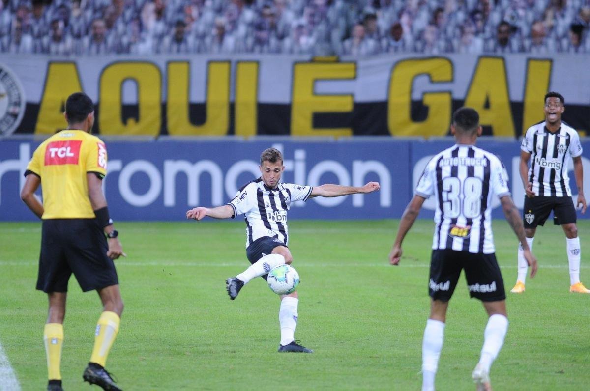 Galo virou na etapa final com gols de Hyoran (2) e Nathan: 3 a 2