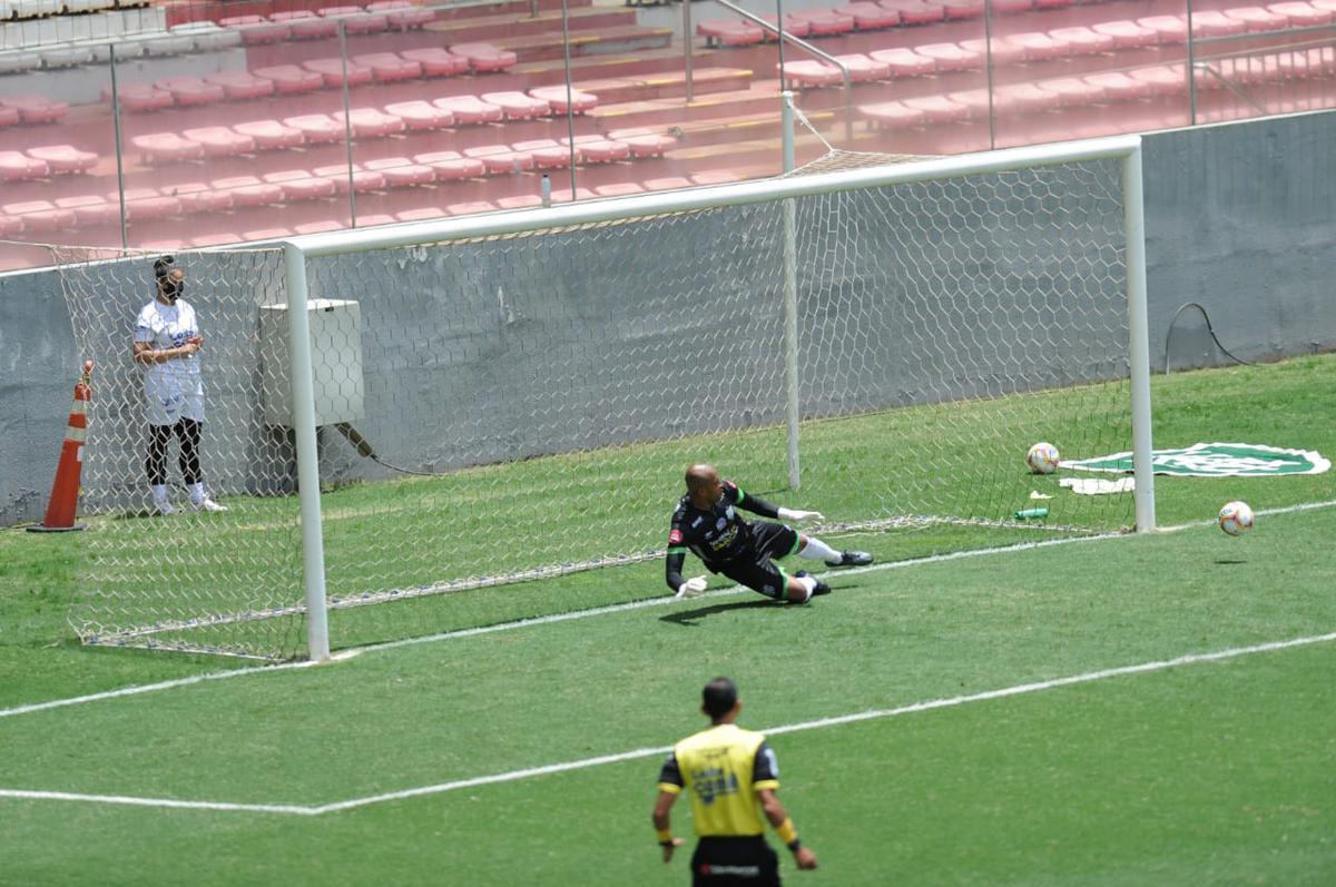 Fotos da vitria do Tombense sobre o Uberlndia pela final da Recopa Mineira
