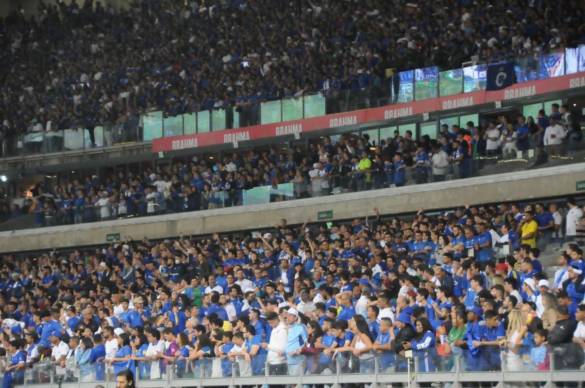 Fotos do jogo de volta das oitavas de final da Copa do Brasil, no Mineiro, entre Cruzeiro e Fluminense (Juarez Rodrigues/EM/DAPress)