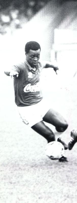 Balu foi lateral-direito do Cruzeiro de 1986 a 1991. Chegou  Seleo Brasileira jogando pelo clube. Foi campeo mineiro de 1987 e 1990.