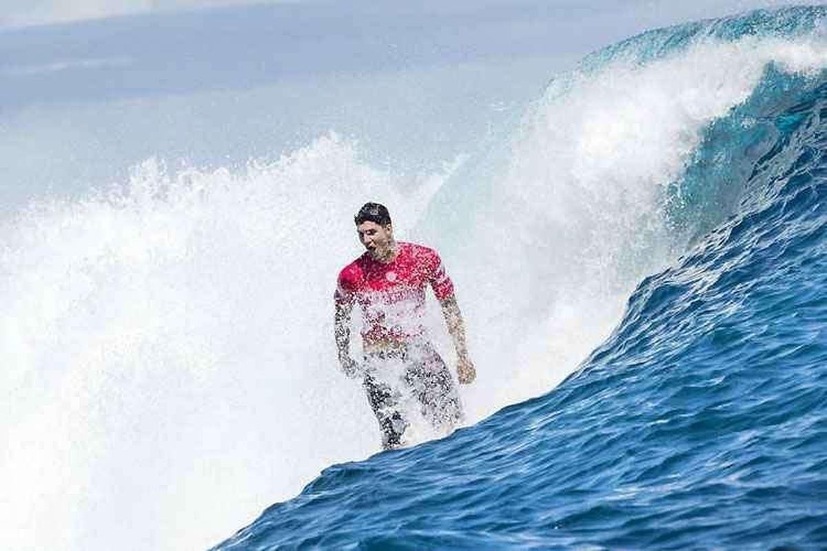 4 - Gabriel Medina - Surf