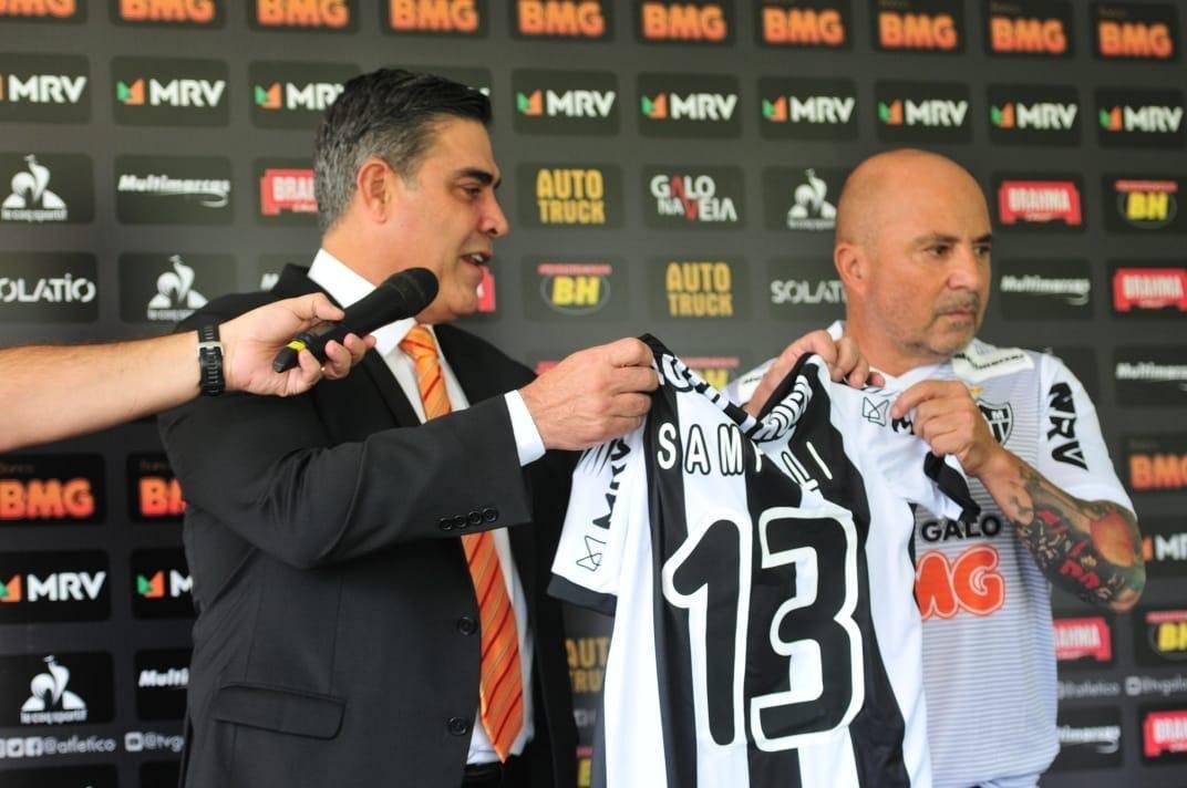 Sampaoli foi apresentado ao Atltico na tarde desta segunda-feira