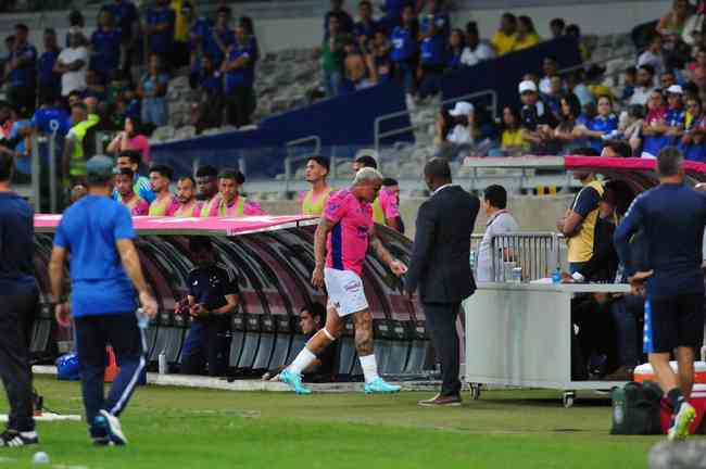 Cruzeiro 🦊 on X: 🕑 49', 2T, FIM DE JOGO NO MINEIRÃO! Com duas  expulsões ainda no primeiro tempo, fomos superados pelo Guarani. #CRUxGUA