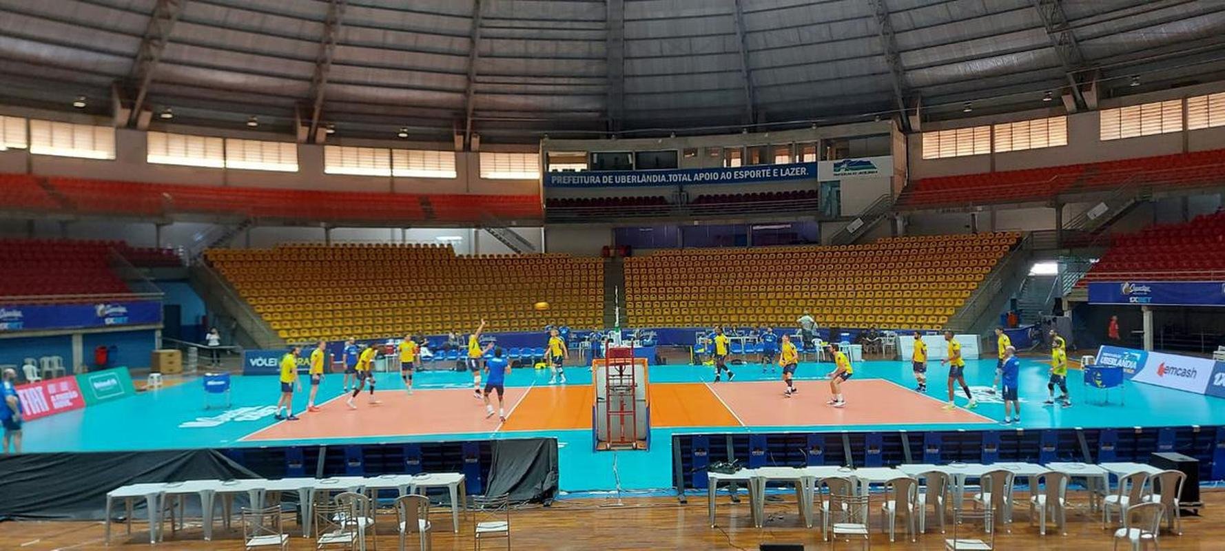Cruzeiro treina no Sabiazinho, em Uberlndia, antes da deciso contra o Minas na Superliga Masculina