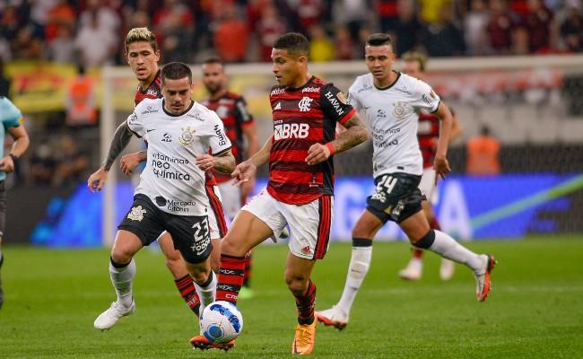 Timão e Rubro-Negro se enfrentam nesta quarta-feira (12/10), a partir das 21h45, pela primeira final da Copa do Brasil, na Neo Química Arena