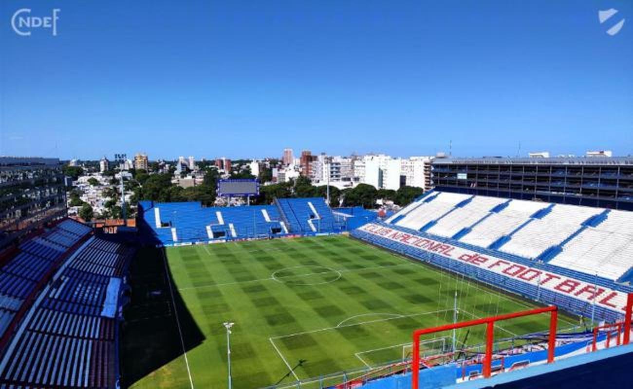Gran Parque Central, casa do Nacional-URU, comporta 34 mil torcedores (Grupo B)