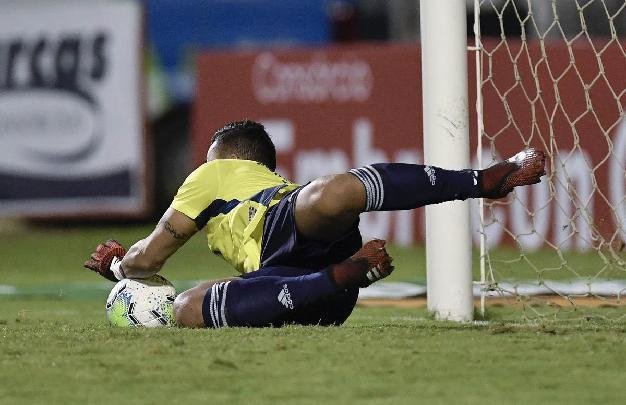 Depois de empatar por 1 a 1 com o Boa, em jogo único da segunda fase da Copa do Brasil, o Cruzeiro venceu nos pênaltis por 5 a 4 e avançou na competição. Partida foi realizada no Estádio Melão, em Varginha, na Região Sul de Minas.