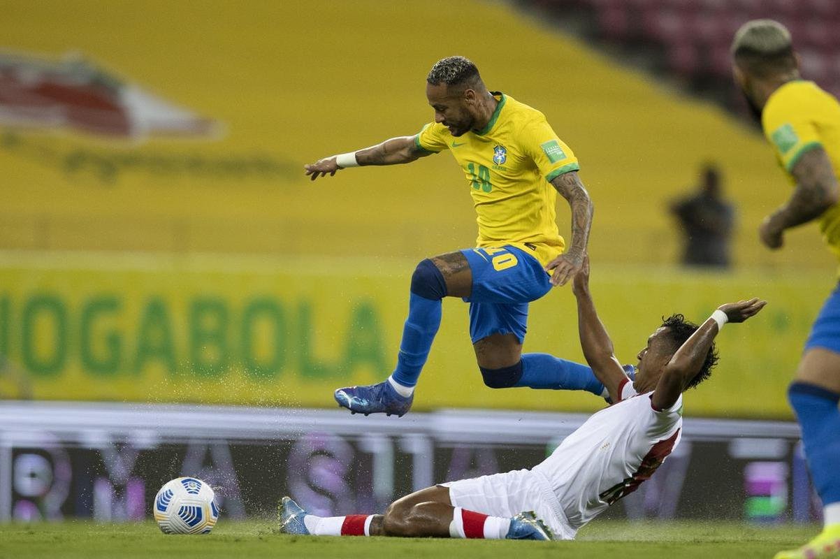 Brasil e Peru se enfrentaram na Arena Pernambuco pelas Eliminatrias da Copa de 2022
