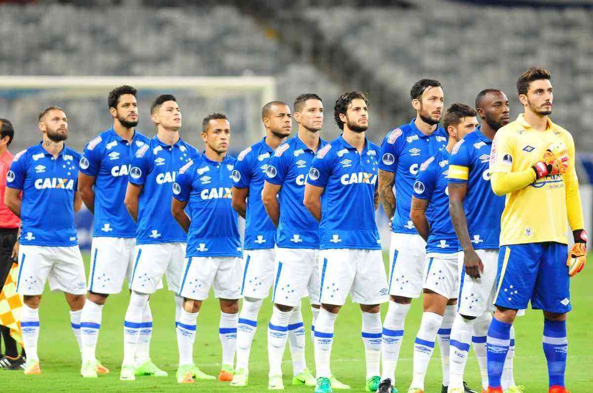 Imagens do jogo entre Cruzeiro e Nacional-PAR, pela Copa Sul-Americana, no Mineiro