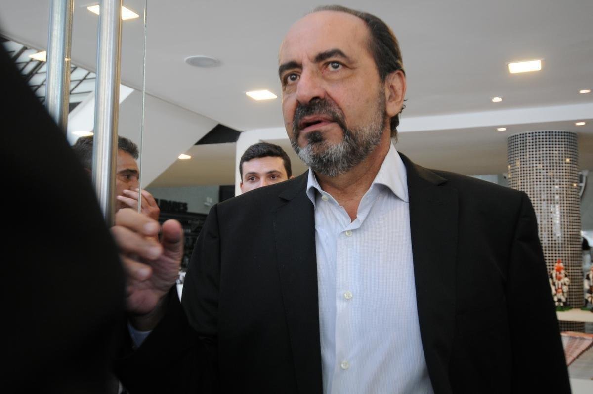 Com festa dos torcedores, Conselho Deliberativo do Atltico aprovou construo do estdio