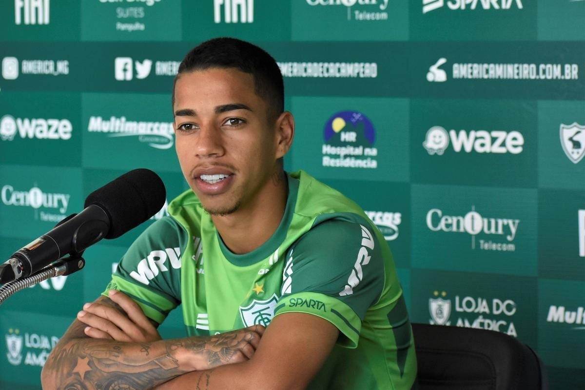 11 Amrica - com valor de 800 mil euros (R$ 4,86 milhes), Matheusinho  o principal nome do elenco americano, com ativos totais, conforme o Transfermarkt, de 6,35 milhes de euros (R$ 38,6 milhes). Importante frisar que 12 jogadores, entre os quais os titulares Svio e Al, esto com os preos em branco no site alemo.