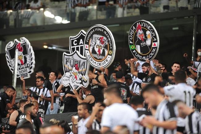 Fotos da torcida do Galo no Mineiro durante a semifinal da Copa Libertadores entre Atltico e Palmeiras (Alexandre Guzanshe/EM/DAPress 28/9/2021)