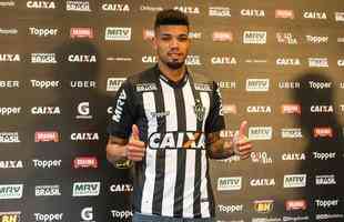 Juninho - Emprestado pelo Palmeiras, o zagueiro jogou apenas quatro partidas pelo Atltico. Com uma falha grotesca justamente contra o time paulista, acabou perdendo espao no clube e foi devolvido ao fim do emprstimo. 