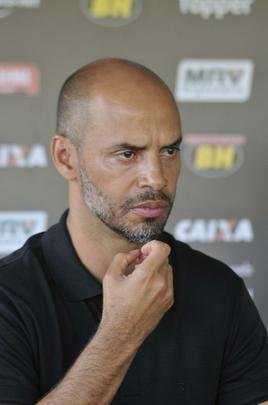 Marques foi apresentado pelo presidente Srgio Sette Cmara