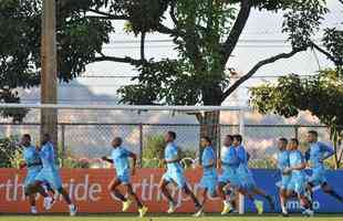 Aps conquistar o Mineiro, jogadores do Cruzeiro voltaram ao trabalho nesta tera-feira