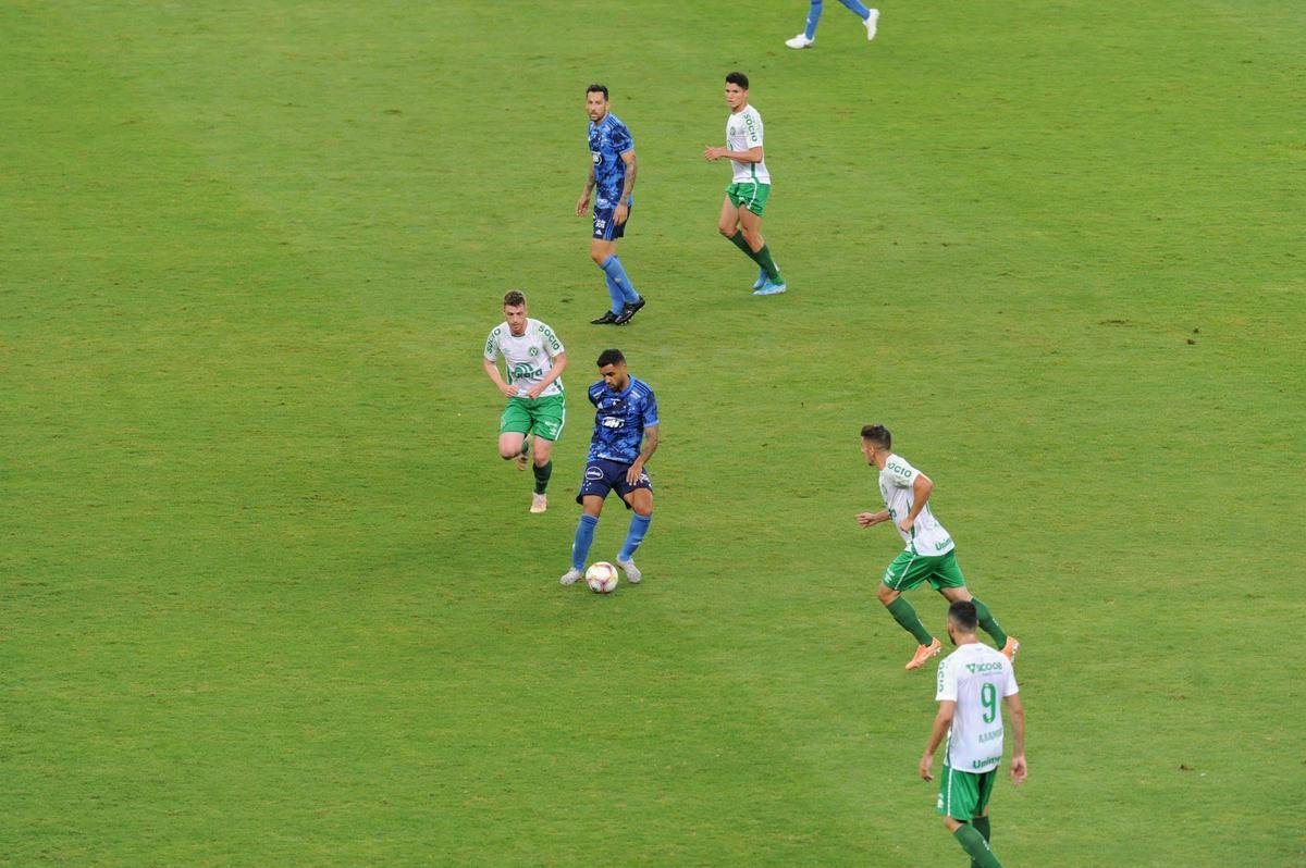 Fotos do duelo entre Cruzeiro e Chapecoense, no Mineiro, pela quarta rodada da Srie B