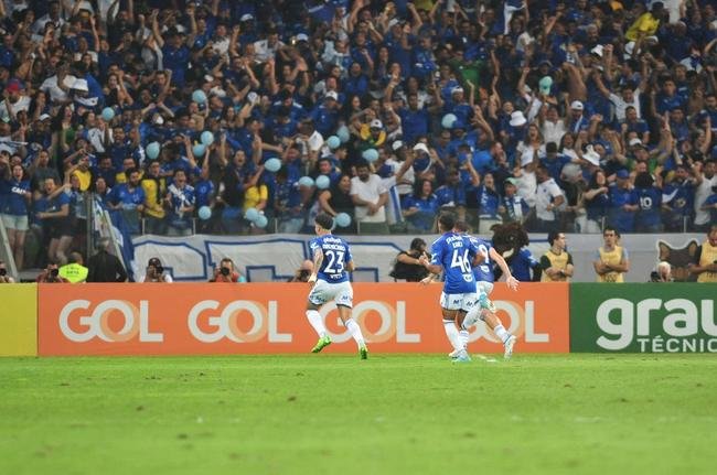 Cruzeiro x Vasco: veja fotos do jogo no Mineiro