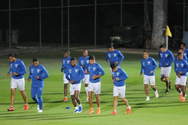 Seleo Equatoriana treinou pela primeira vez em BH, no Sesc Venda Nova