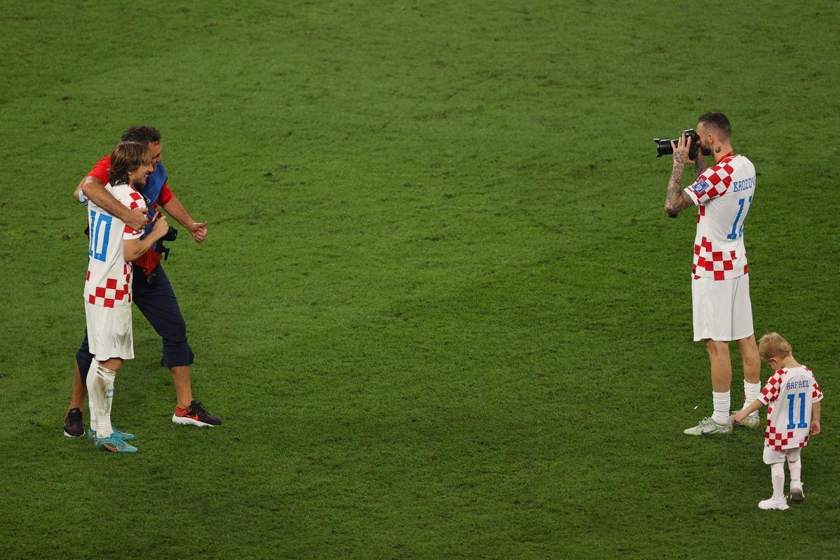 Festa e premiao dos jogadores da Crocia pela conquista do terceiro lugar na Copa do Mundo de 2022, no Catar. Time croata venceu o Marrocos por 2 a 1 neste sbado (17), no Estdio Internacional Khalifa, em Doha