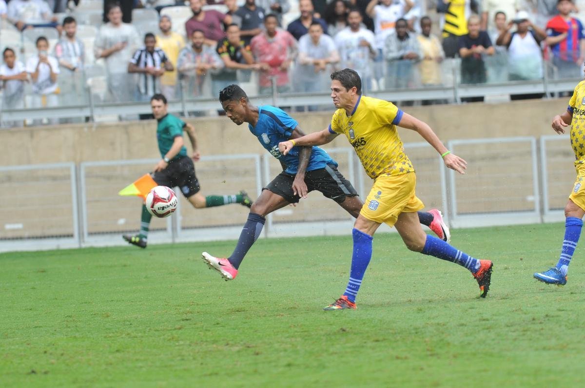 Fotos do 'Game of Dreams', jogo festivo dos Amigos do Ronaldinho contra os Amigos do Penta