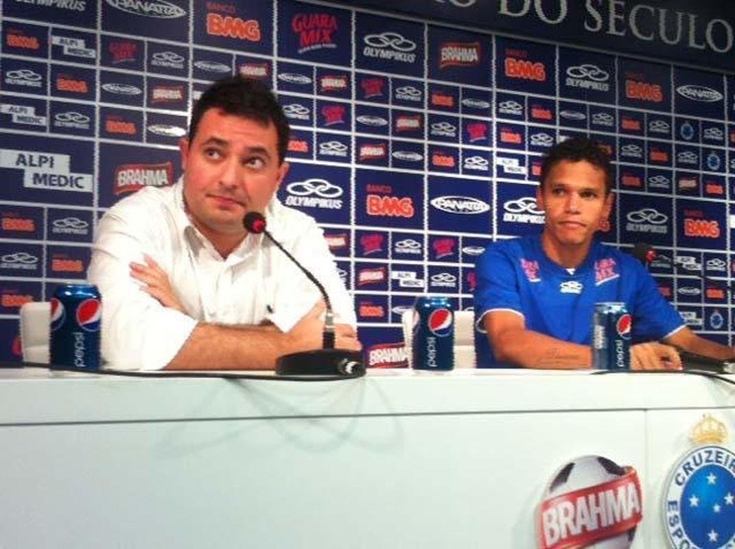 O atacante Fabinho defendia o Guarani antes de chegar  Toca da Raposa em 2012
