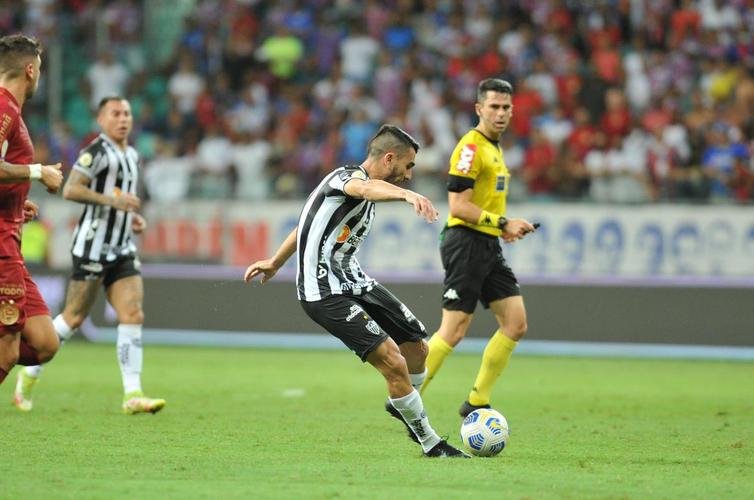 Fotos do jogo entre Bahia e Atltico, na Fonte Nova, em Salvador, pela 32 rodada do Campeonato Brasileiro