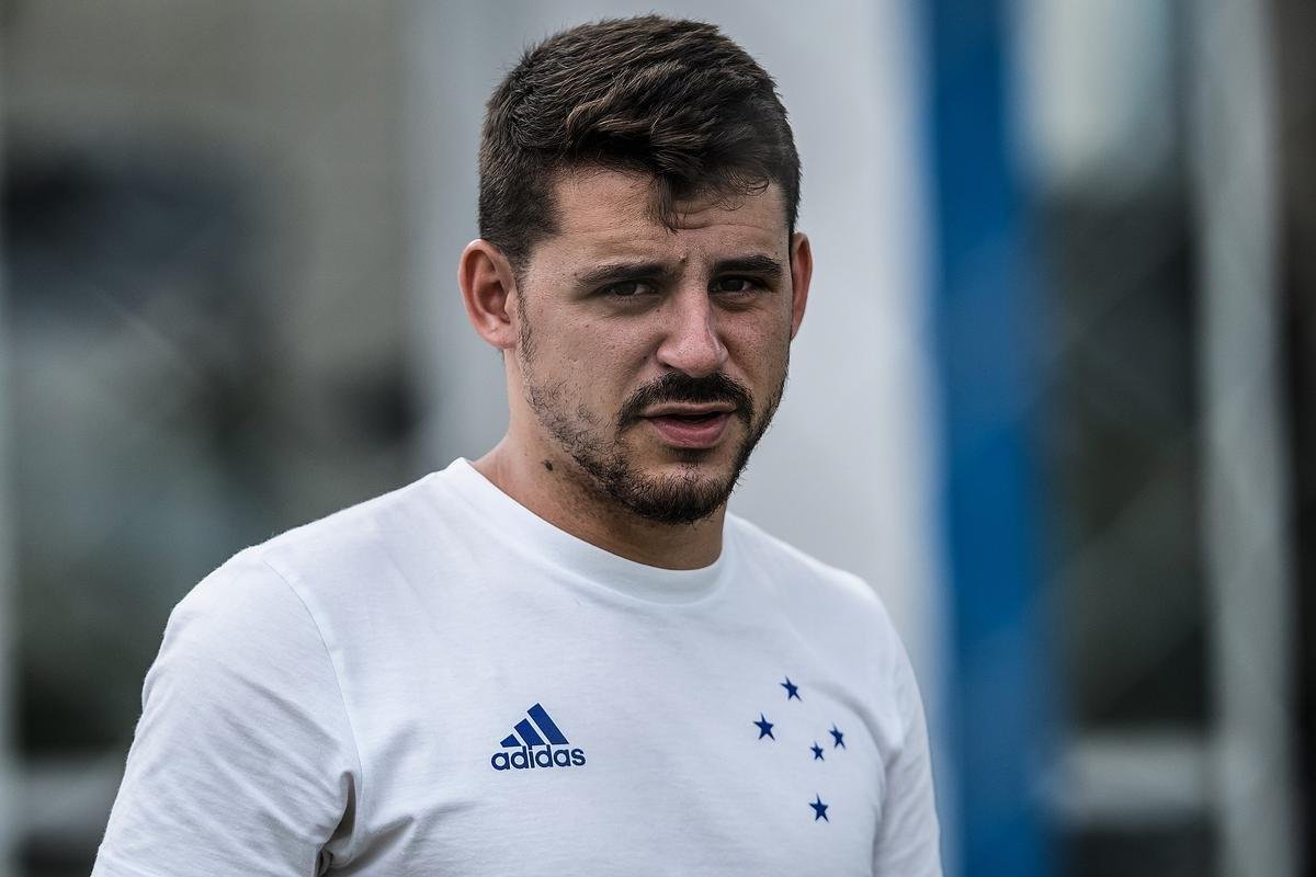 Imagens do treino do Cruzeiro nesta tera-feira (3 de janeiro), na Toca da Raposa II