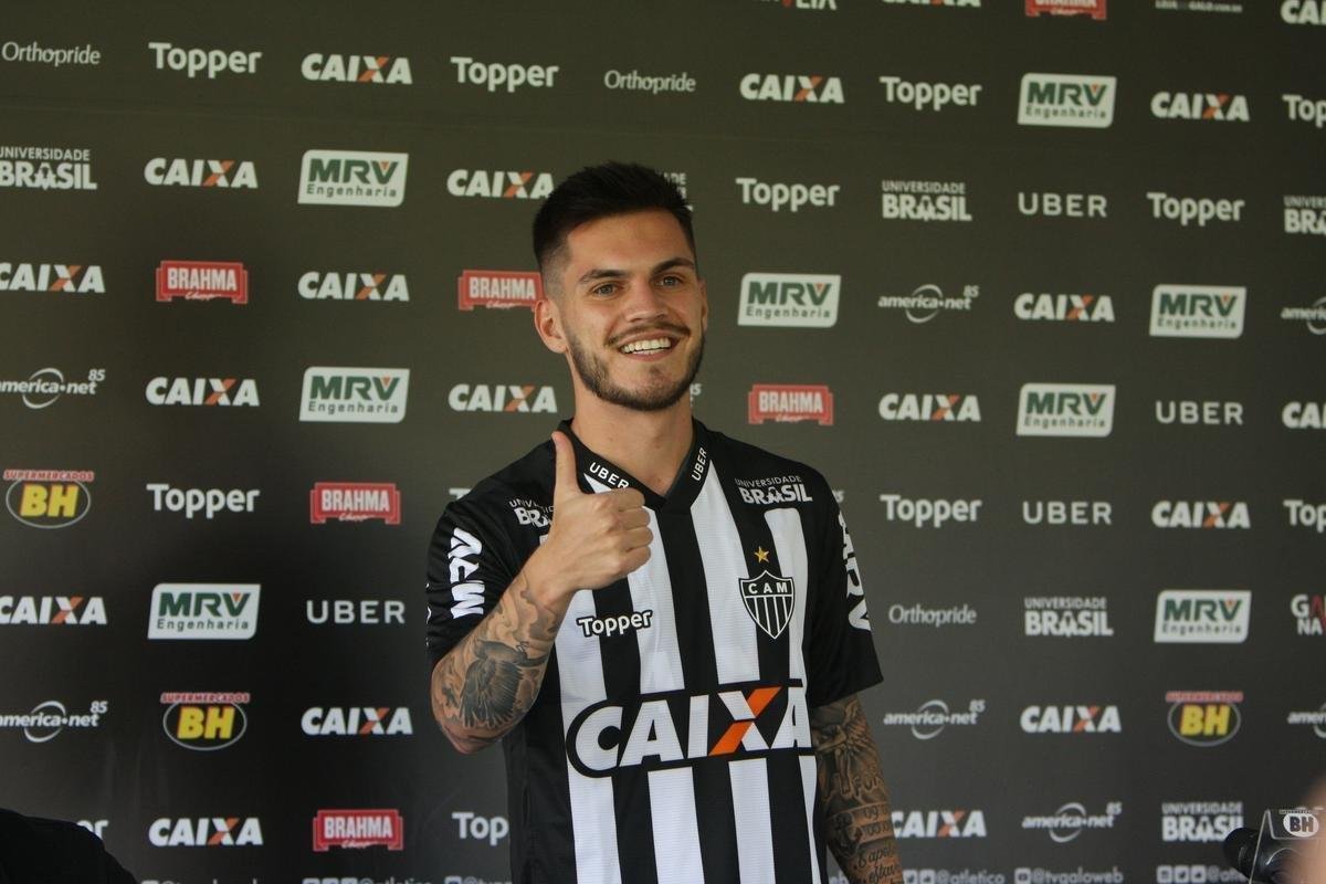 Apresentao do meia Nathan, novo jogador do Atltico