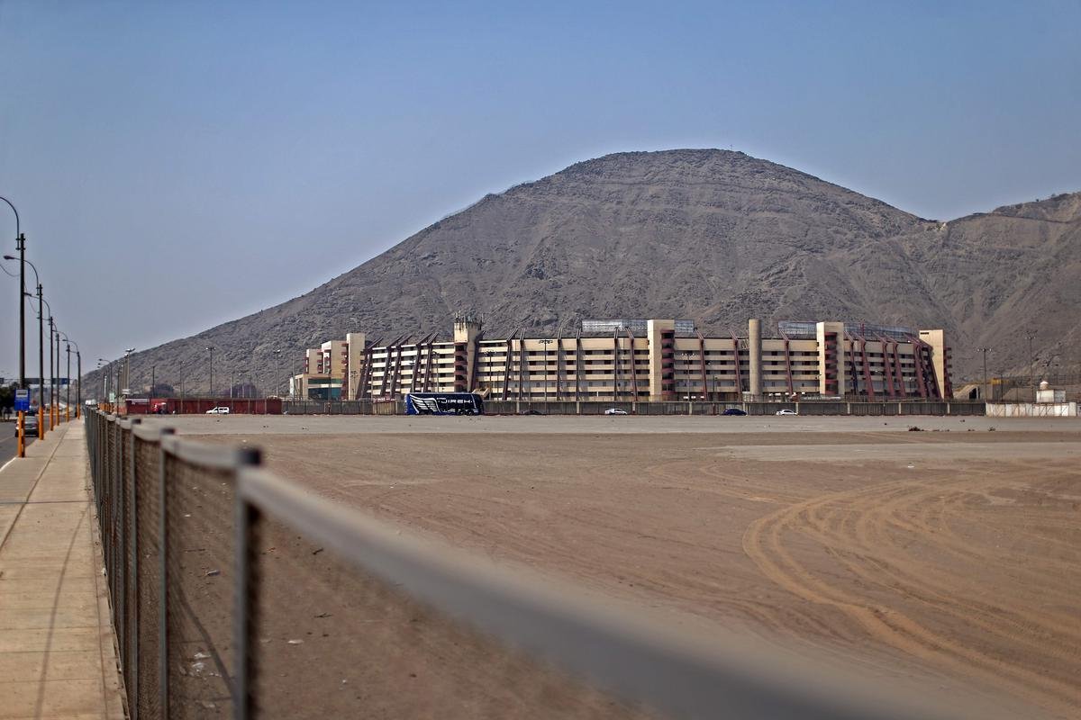 Estdio Monumental de Lima, que pertence ao Universitario, receber a deciso da Copa Libertadores 2019, entre Flamengo e River Plate, no prximo sbado, s 17h (de Braslia). Capacidade  de 80.093 pessoas.