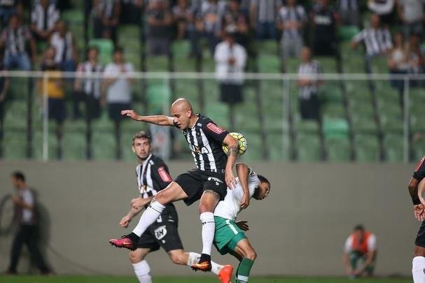 Lance de Atltico x Chapecoense, jogo vlido pelo Campeonato Brasileiro