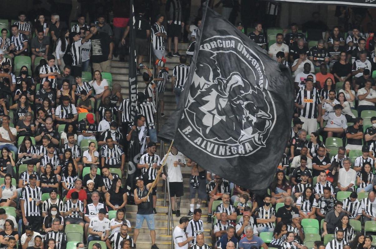 Fotos da vitria do Atltico por 2 a 0 sobre Atltico-GO pelo Campeonato Brasileiro