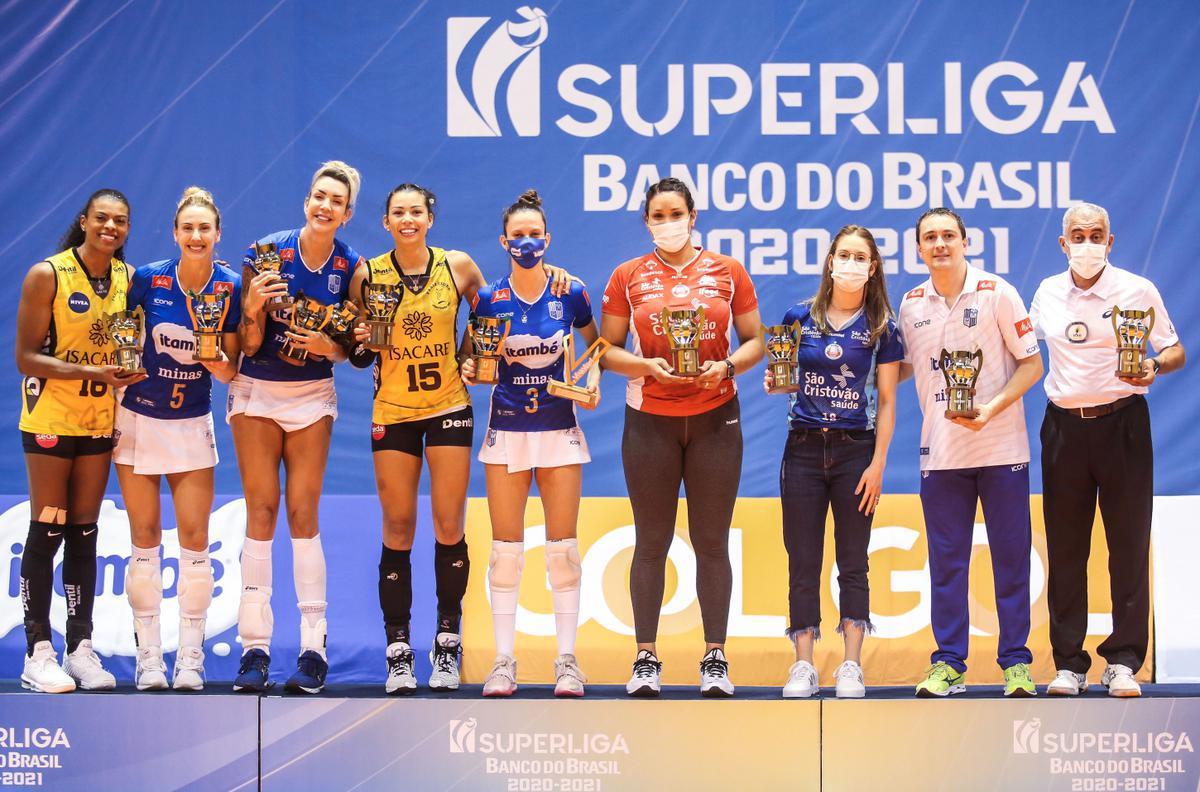 Festa do Minas com a conquista do tetra da Superliga Feminina e premiação dos melhores do torneio edição 2020/2021