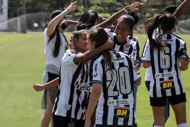 Atltico chegou invicto  final do Brasileiro A2