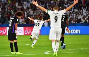 Com gols de Modric, Sergio Ramos, Llorente e Yahia (contra), Real Madrid derrotou o Al Ain por 4 a 1 e fez histria ao conquistar seu terceiro ttulo consecutivo do Mundial de Clubes
