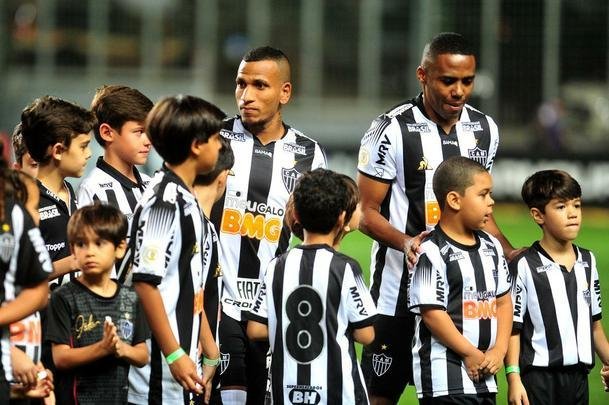 Equipes se enfrentam em jogo adiado da 21 rodada do Campeonato Brasileiro