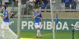 Cruzeiro venceu com facilidade o time paranaense na noite deste sbado