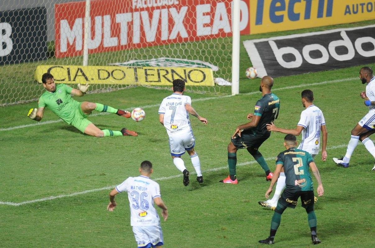 Fotos do jogo entre Amrica e Cruzeiro, no Independncia, em Belo Horizonte, pela 25 rodada da Srie B do Brasileiro