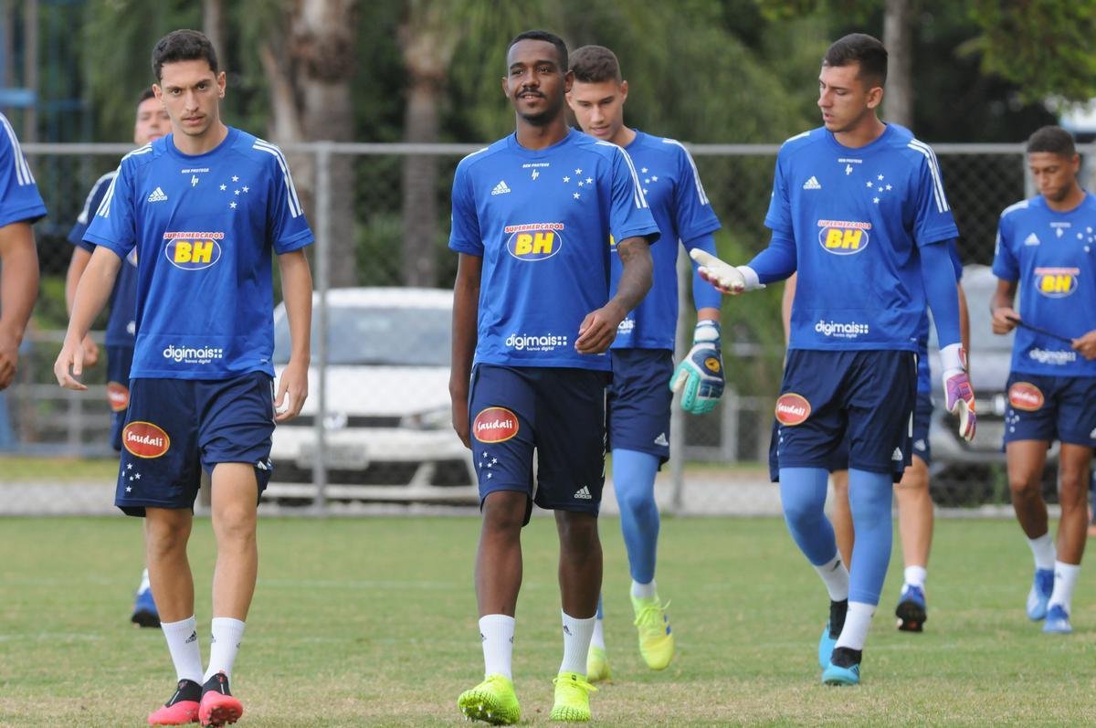 Fotos do treino do Cruzeiro desta quinta-feira, na Toca da Raposa II (crdito: Juarez Rodrigues/EM D.A Press)