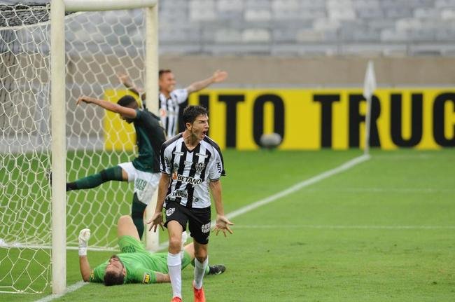 Nacho Fernndez marcou tambm o segundo do Atltico: 2 a 1