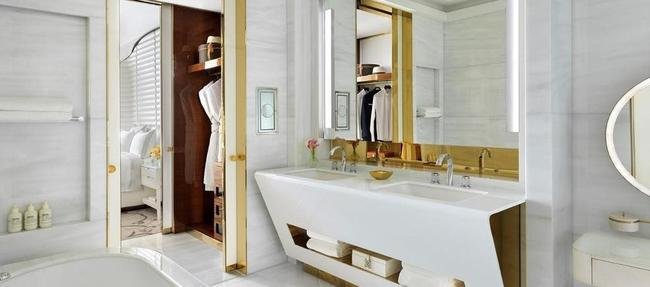 Fotos do luxuoso hotel Fairmont Doha, com cotação de seis estrelas, que foi reservado pela Fifa a convidados da Copa