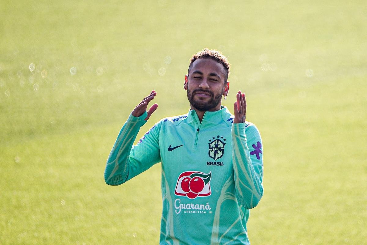 1 Neymar - 76 gols em 123 jogos
