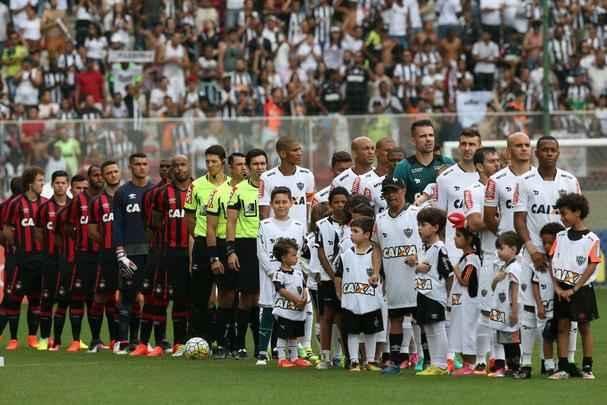 Atltico x Atltico-PR, jogo disputado no Independncia pela 21 rodada do Campeonato Brasileiro
