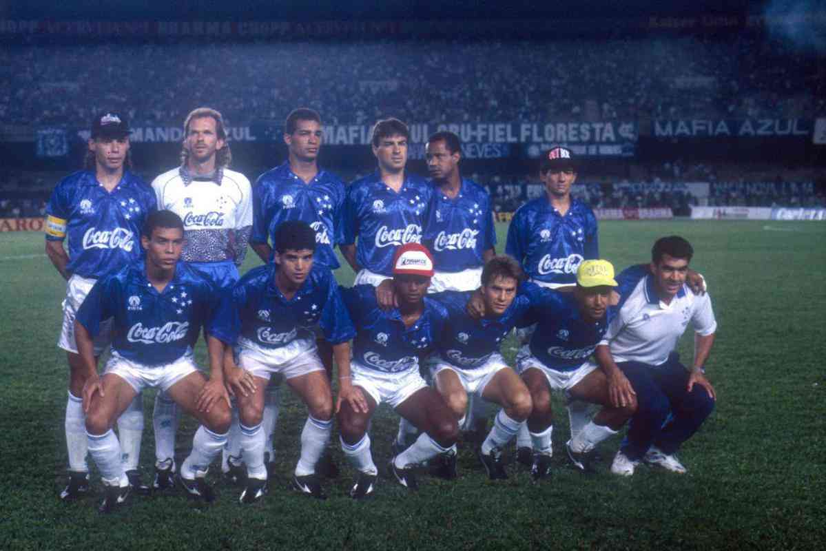 Ronaldo no time do Cruzeiro de 1993