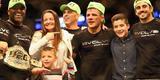 Fotos da vitria de Rafael dos Anjos, que valeu o cinturo dos leves do UFC