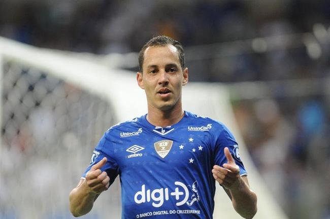 Veja fotos do jogo entre Cruzeiro e Patrocinense