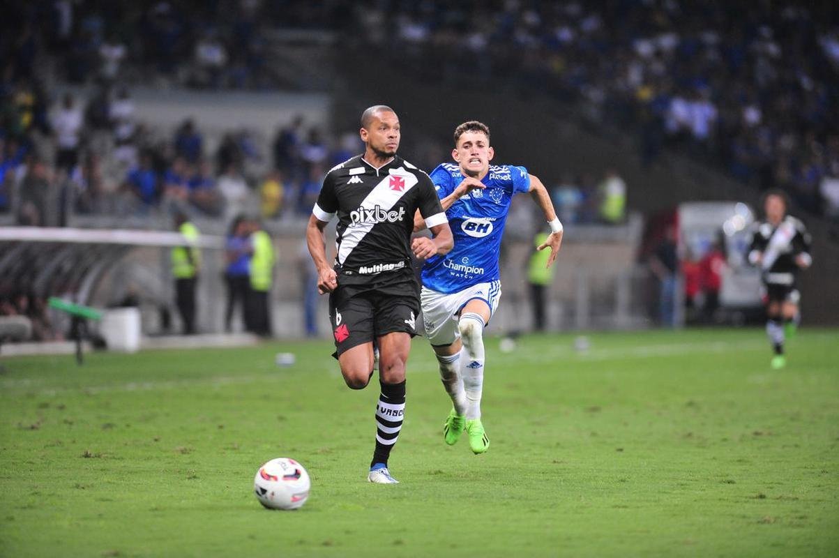 Cruzeiro x Vasco: veja fotos do jogo no Mineiro