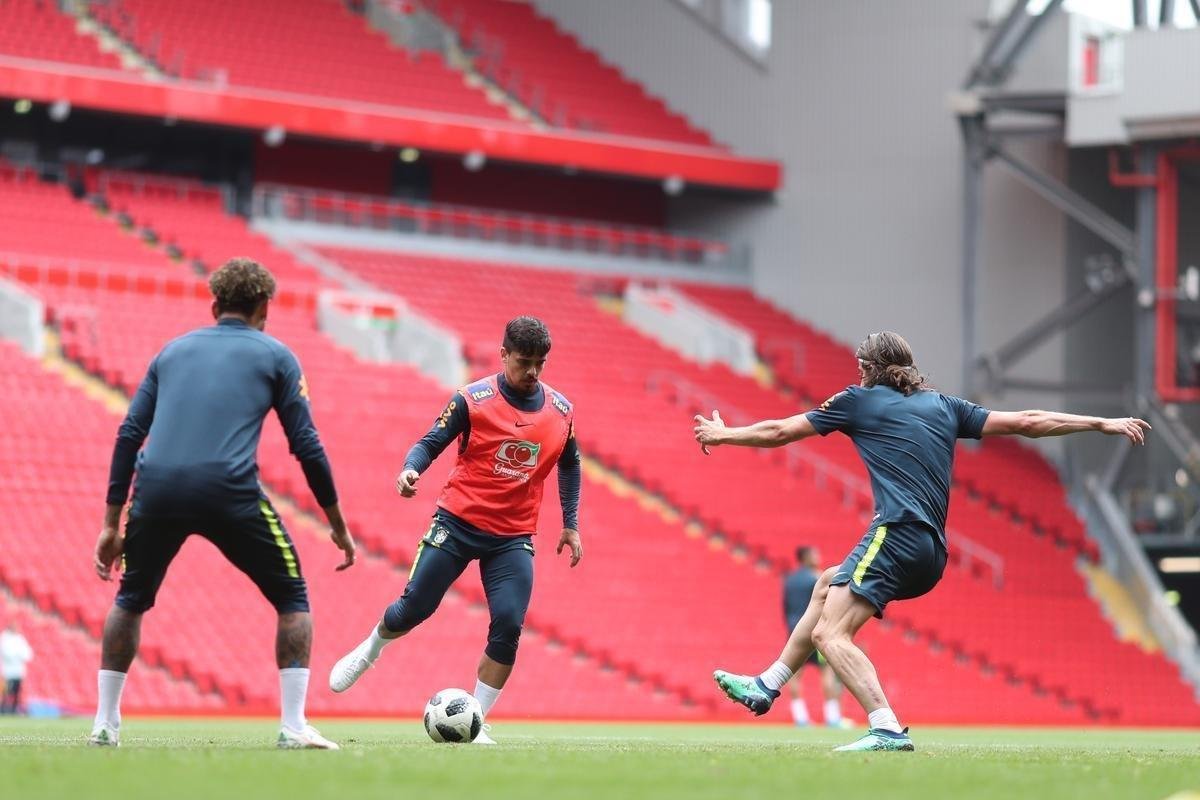 Veja imagens do último treino do Brasil antes do amistoso contra a Croácia