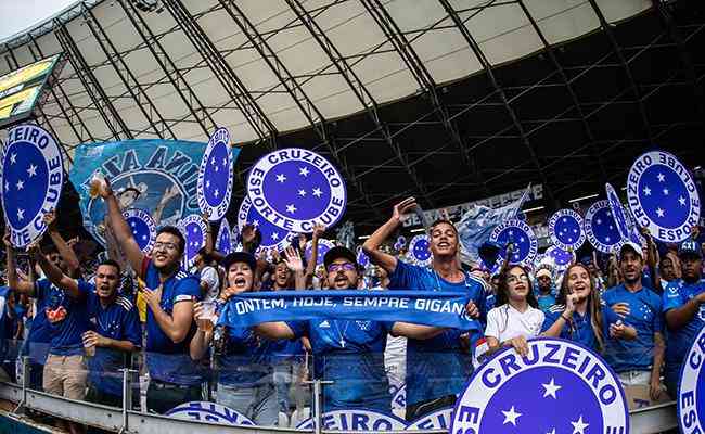 Torcida do Cruzeiro terá primeiro encontro com time na Série B nesta terça (12)